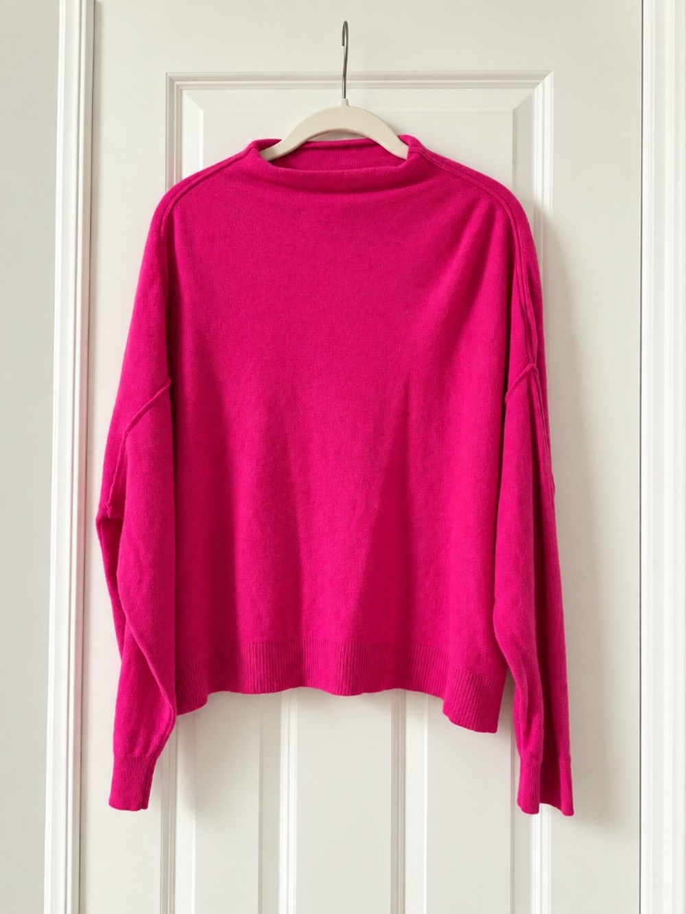 PILCRO 100% Cashmere Hot Pink Fuchsia Sweater Size XL